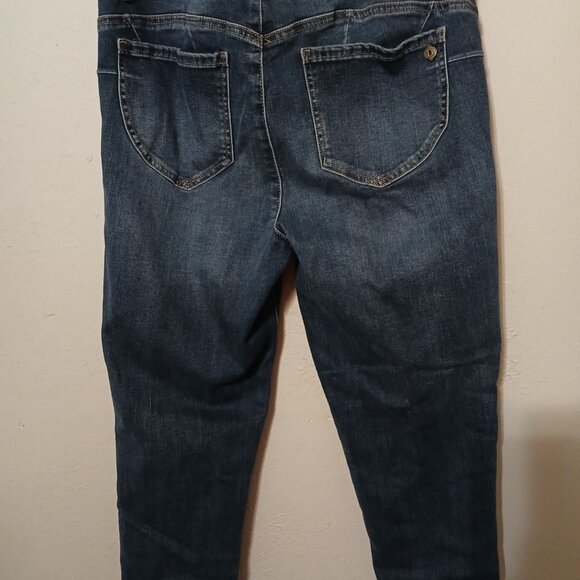 Democracy Women's Jeans - Picture 3 of 4